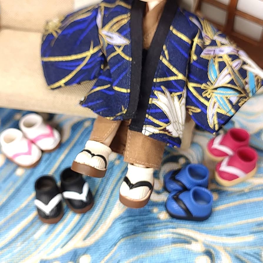 61OqVy8AK-S._AC_UF894,