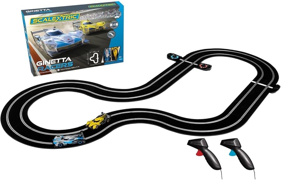 Amazon | Scalextric Ginetta Racers 1:32 アナログスロットカーレース