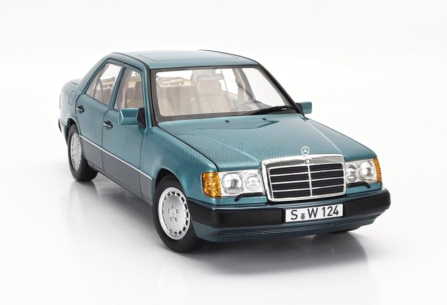 Amazon.co.jp: ミニカー 1/18 メルセデス ベンツ Eクラス 230E ノレブ