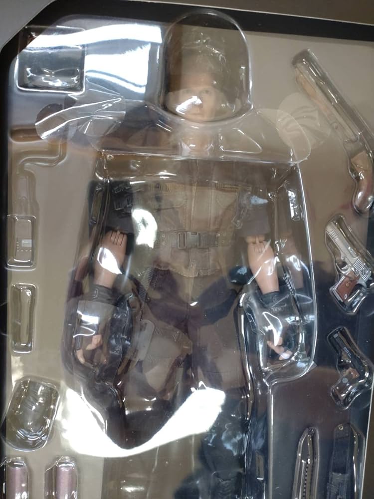 Amazon.co.jp: アルバートウェスカービデオゲームマスターピース