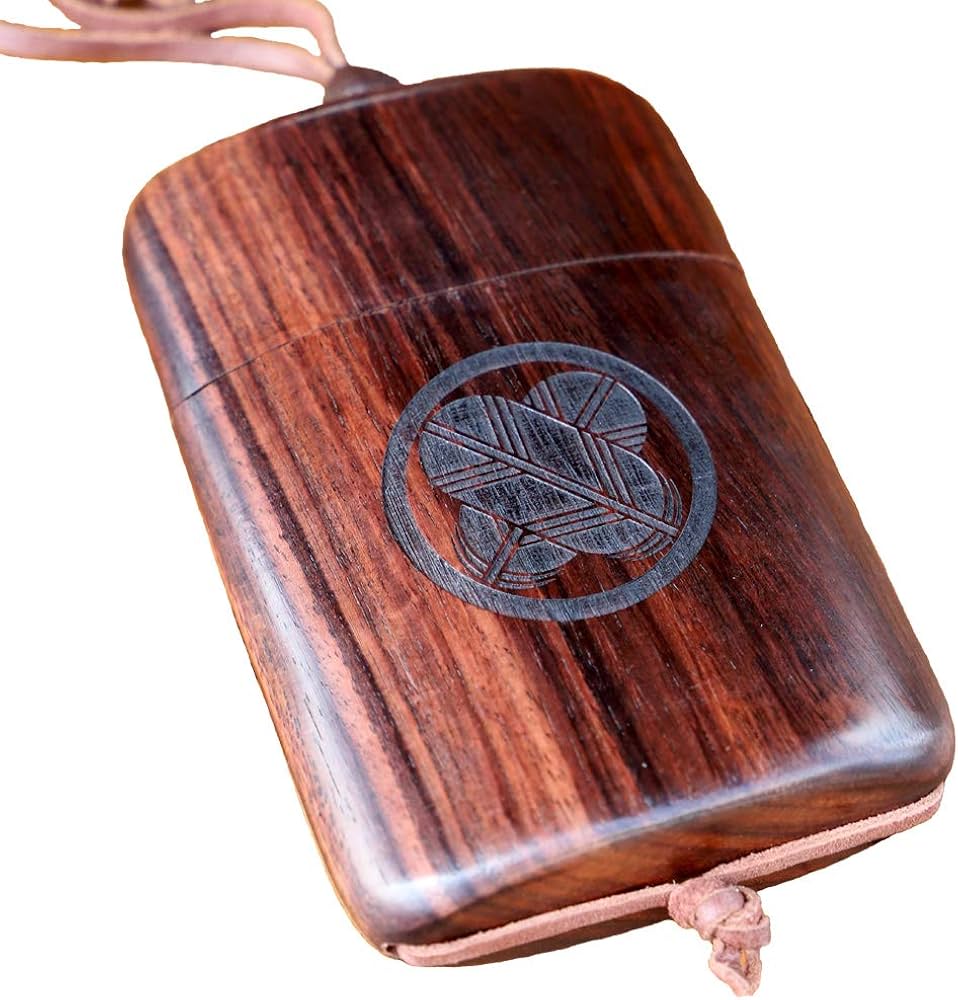 Amazon.co.jp: 木製印籠 大（Large） 家紋刻印 紫檀使用のこだわり