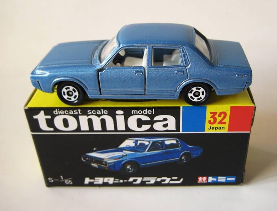 Amazon.co.jp: 黒箱復刻トミカ ニュー クラウン トミカ30周年記念 絶版