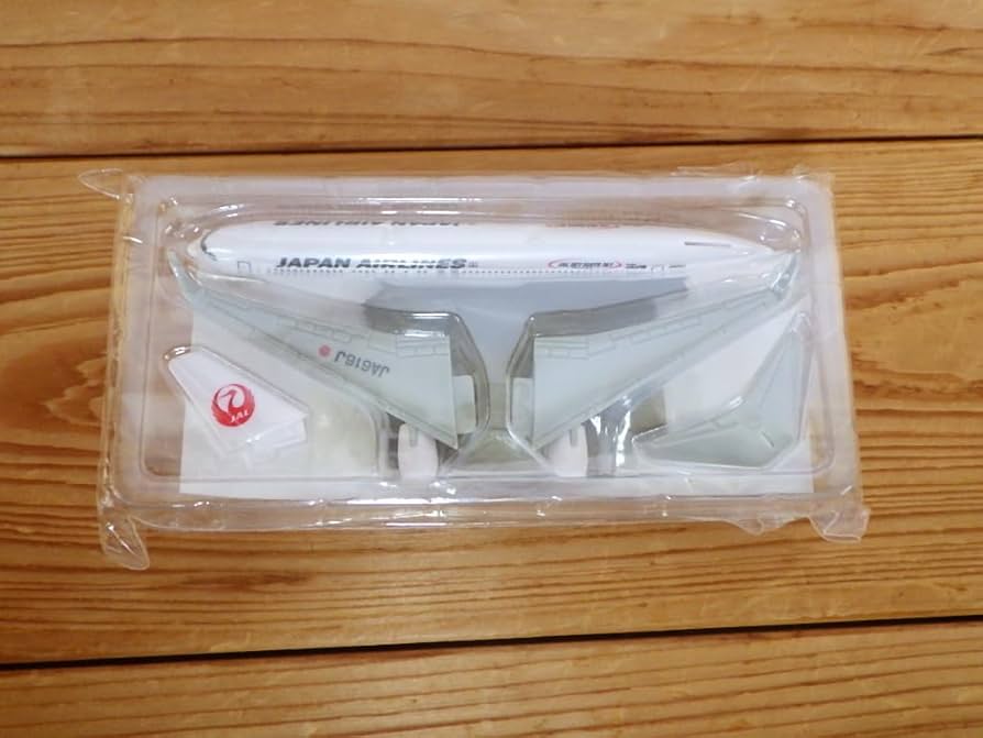 Amazon.co.jp: JAL 機内配布品 プラモデル JA616J JALSKYSUITE767 日本
