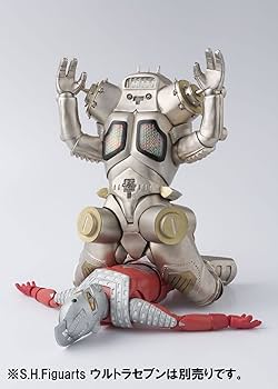 Amazon.com: TAMASHII NATIONS - Ultra Seven - King Joe, Bandai S.H.