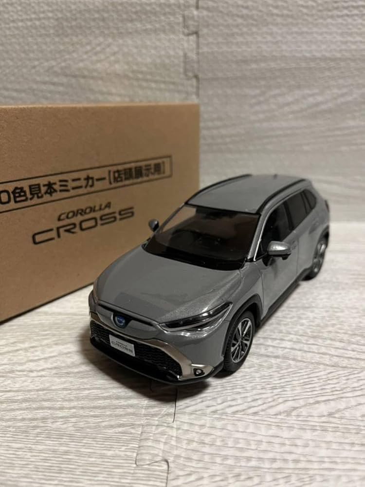 Amazon | 1/30 ミニカー 新型カローラクロス COROLLA CROSS カラー