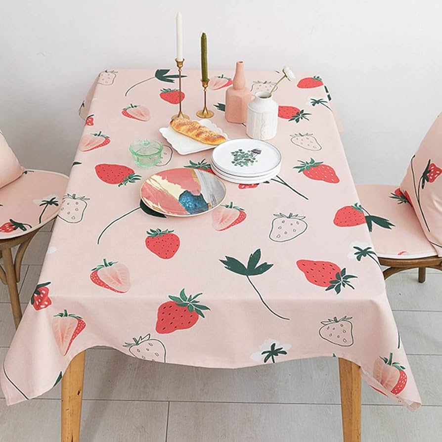 Amazon｜テーブルクロス 撥水加工 北欧 かわいい いちご柄 綿麻 布