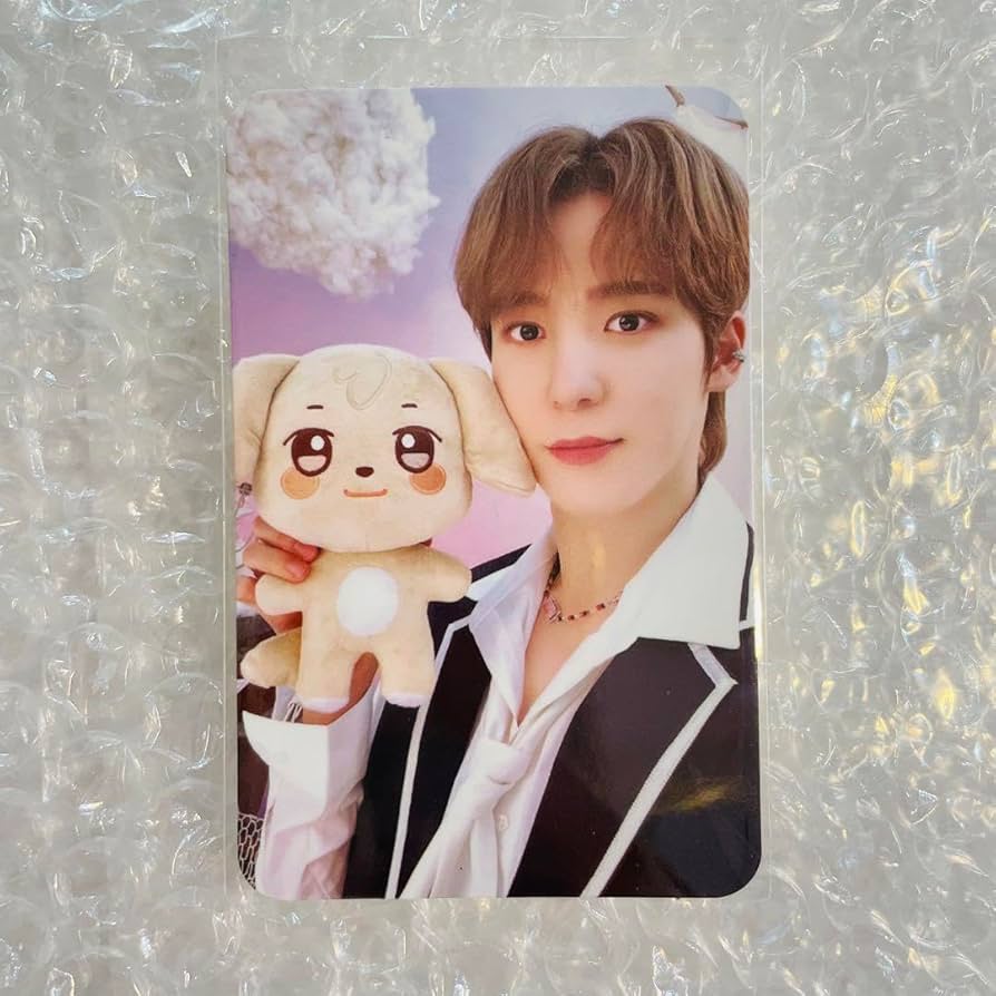 Amazon.co.jp: 公式 ateez aniteez md ユノ ぬいぐるみ トレカ 付き