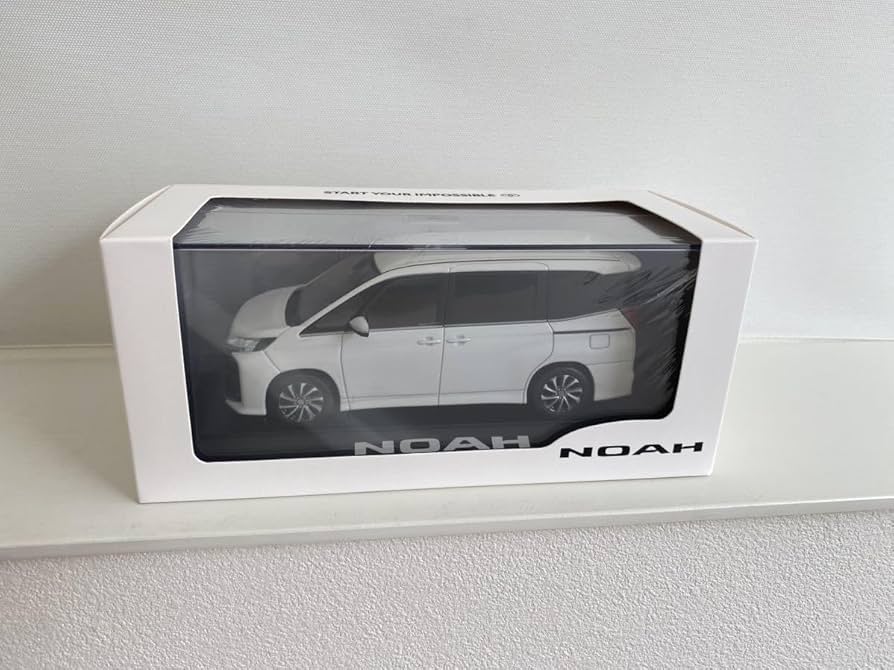 Amazon | ミニカー 1/30 新型 ノア S-Z 90系 カラーサンプル ミニカー