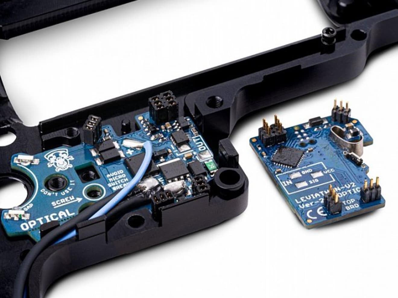 Amazon | Jefftron Leviathan-V2 OPTICAL ver. 後方配線 | モデルガン