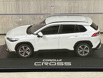 Amazon | ミニカー 1/30 カローラ クロス ミニカー ホワイト