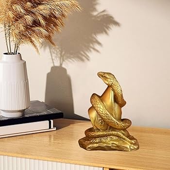 Amazon.co.jp: 中国の蛇の像、2025年の蛇の置物 金色の樹脂風水彫刻