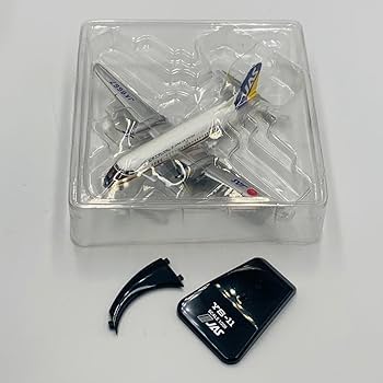 Amazon.co.jp: JAS（日本エアシステム） YS-11 1/200 飛行機模型
