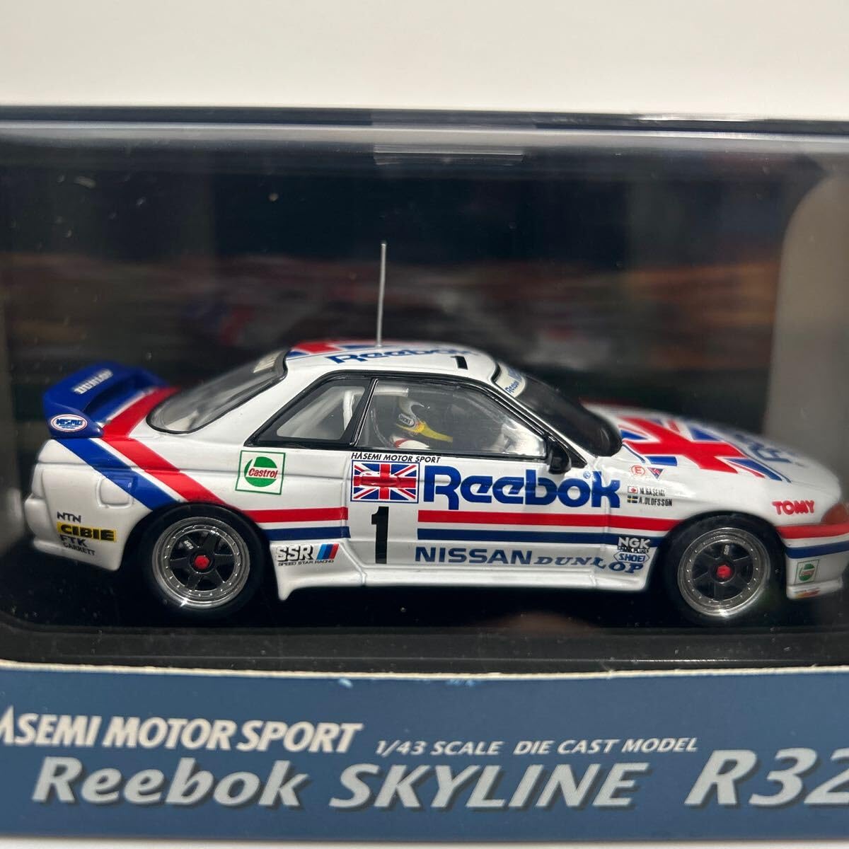 Amazon | TOMY EBBRO 1/43 Reebok NISSAN SKYLINE GT-R #1 トミカ