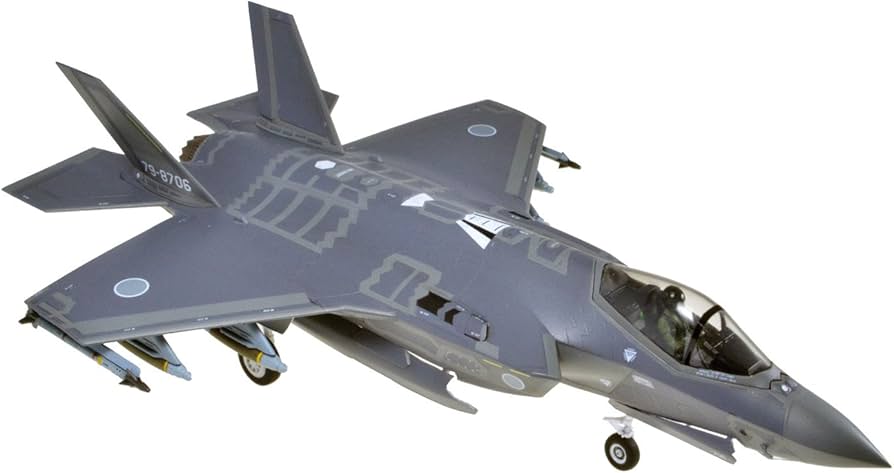 Amazon | 童友社 1/72 航空自衛隊 F-35A ライトニング2 プラモデル 72