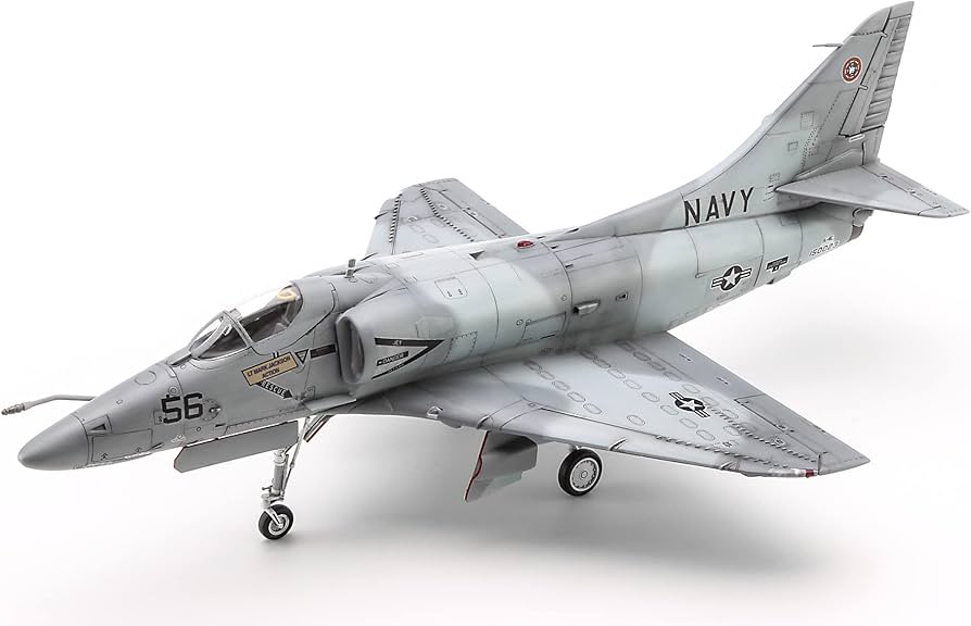 Amazon | ハセガワ 1/48 アメリカ海軍 A-4E スカイホーク トップガン