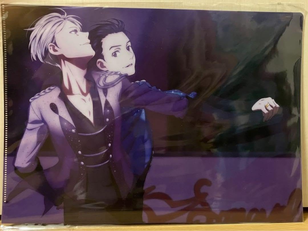 Amazon.co.jp: 限定 ユーリ!!! on ice クリアファイル ヴィクトル
