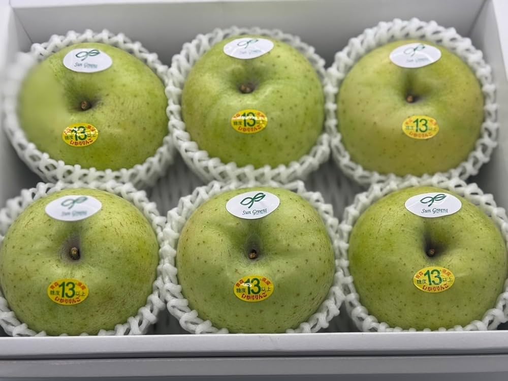 Amazon.co.jp: 青森県産 王林 糖度13度保証のりんごちゃん Lサイズ6個