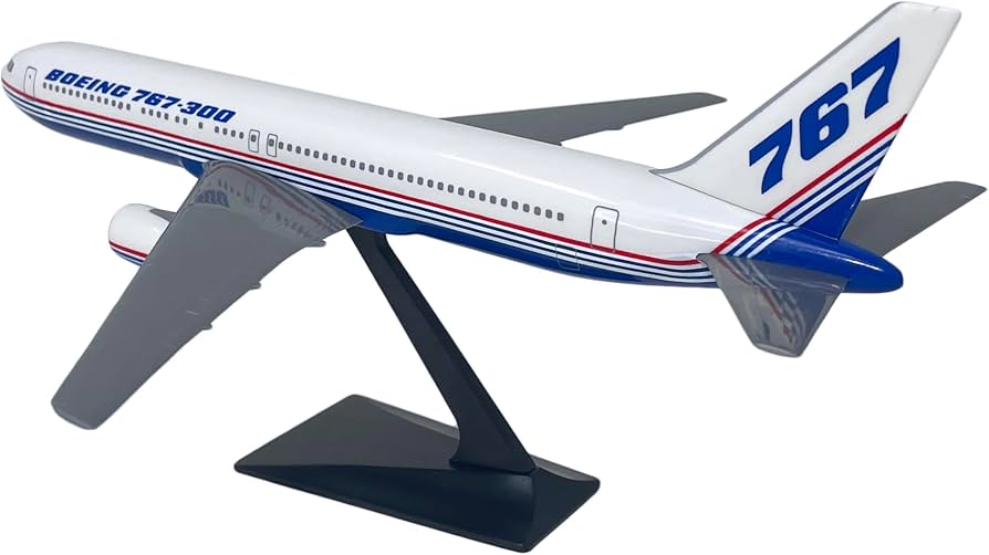 Amazon.com: Flight Miniatures Boeing Demo House Colors (81-04) 767