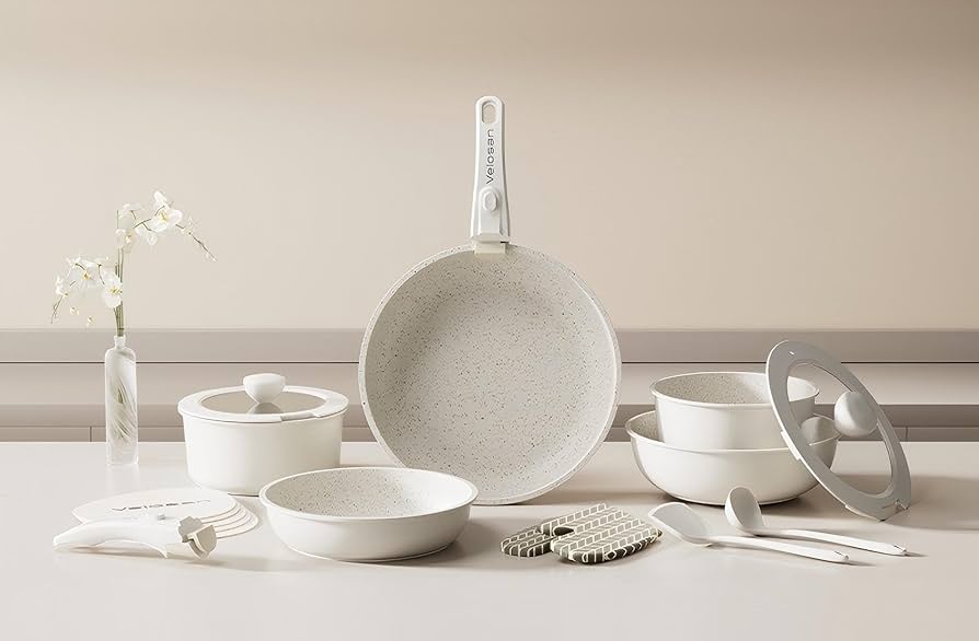 Amazon.com: Velosan 18-Piece Removable Handle Nonstick Cookware