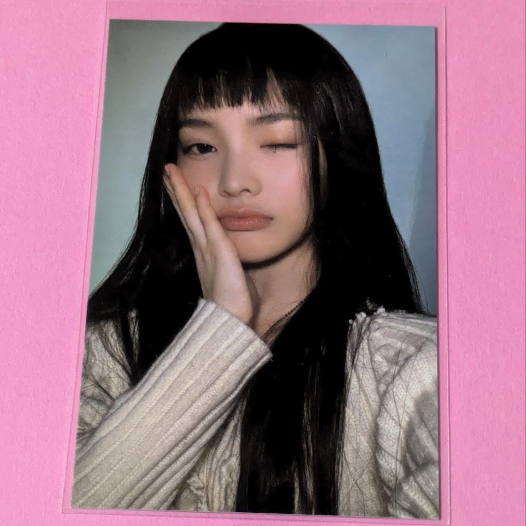 Amazon.co.jp: アイリット ILLIT イロハ サノク トレカ Magnetic