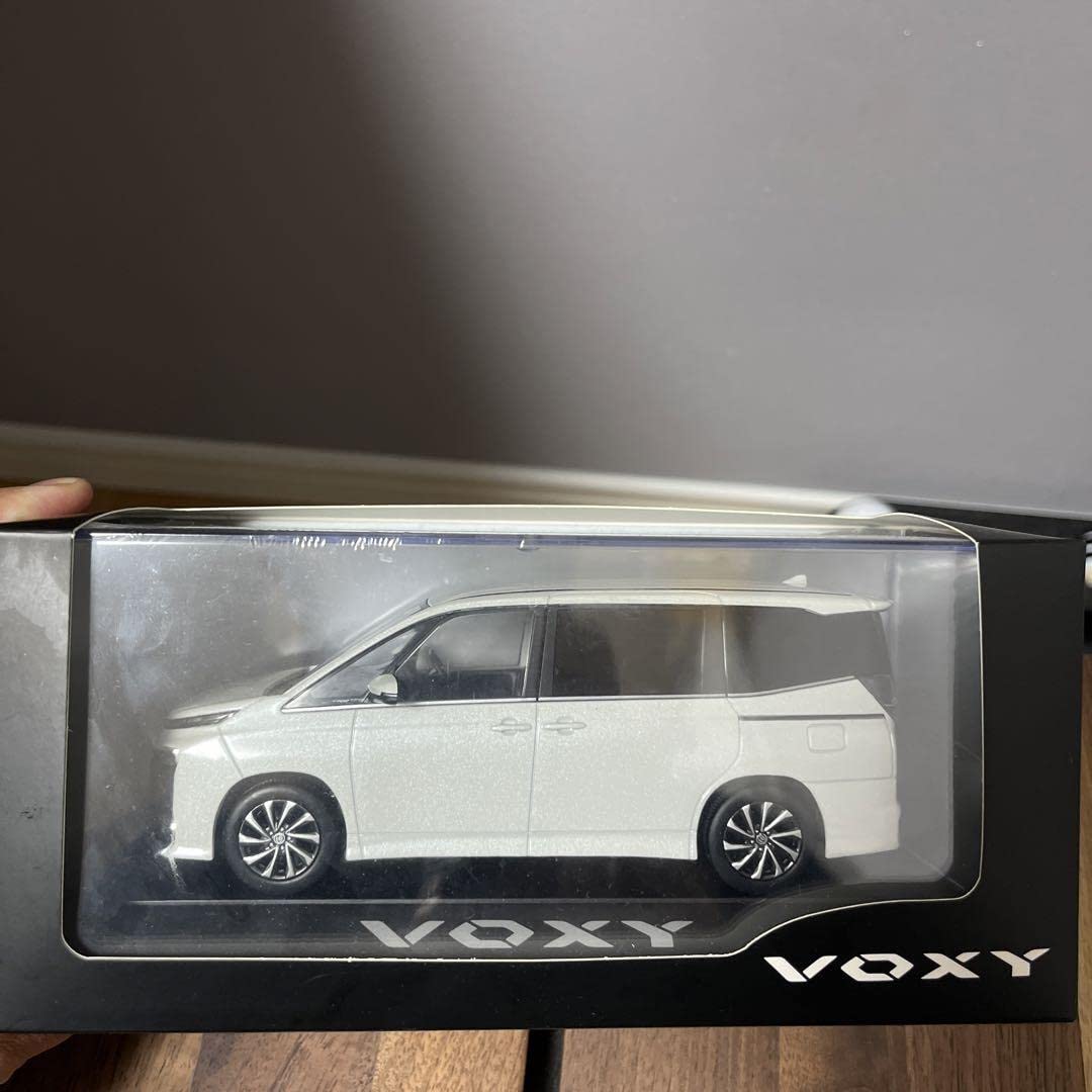 Amazon | 90系 ヴォクシー VOXY カラーサンプルミニカー ホワイト