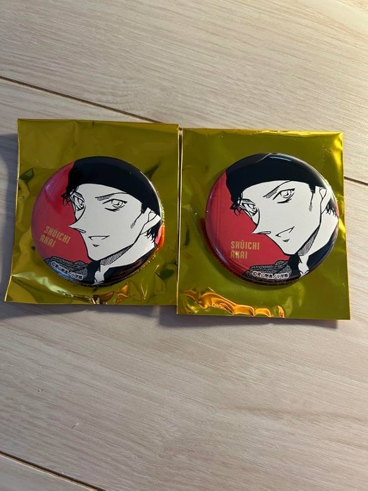 Amazon.co.jp: 赤井秀一 缶バッジ コナンアプリ 緋色の弾丸 CFNXIIKR