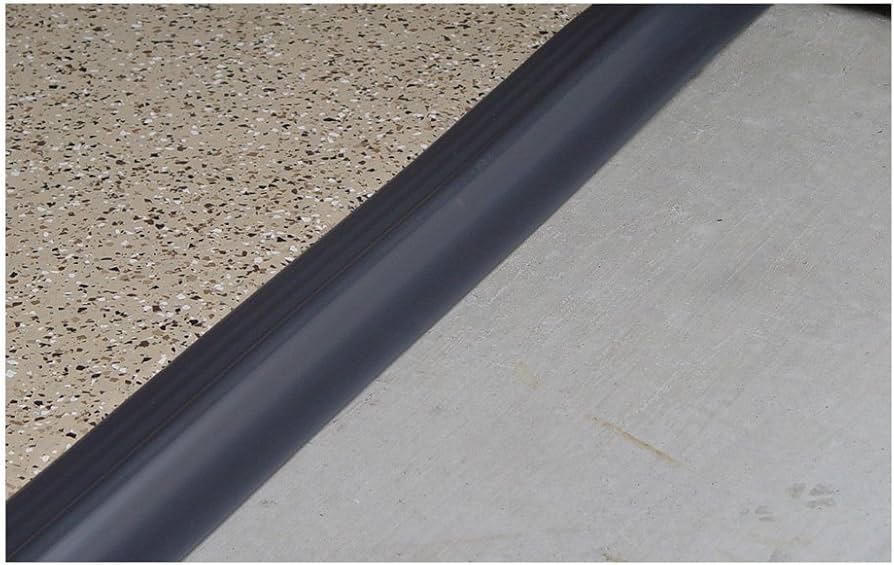 Amazon.com: Tsunami Seal 51018 Lifetime Garage Door Threshold Seal