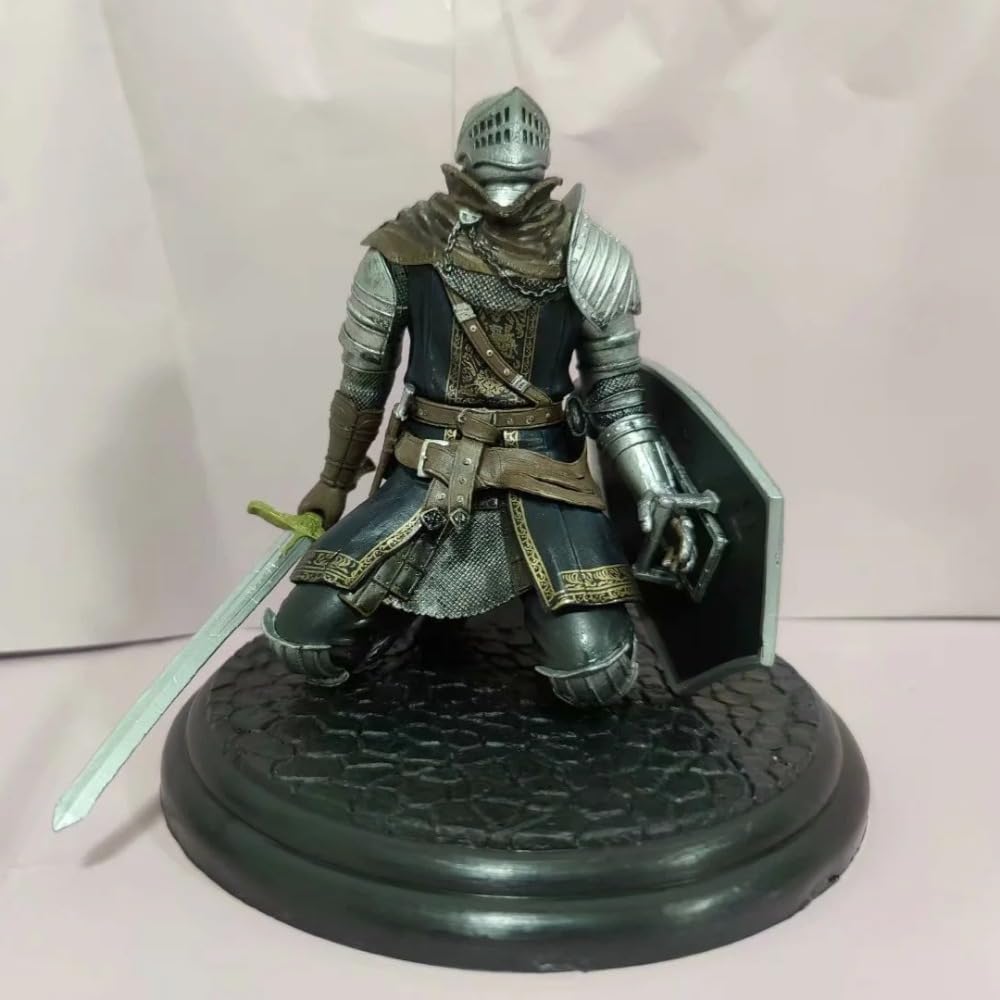 Amazon | hiyanan ダークソウル アストラの上級騎士 全高約150mm PVC製