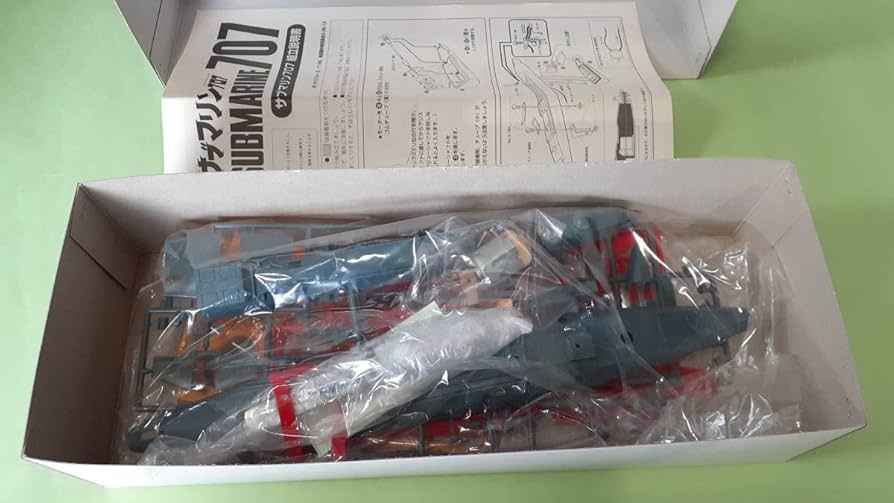 Amazon.co.jp: タスクサブマリン707号 小沢さとる 潜水艦タスク