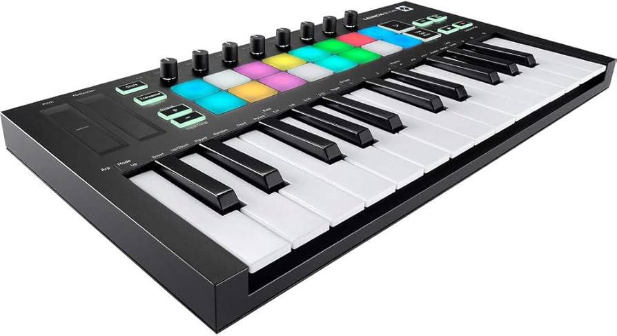 Amazon.com: Novation Launchkey Mini MK3 25-Key MIDI USB Keyboard