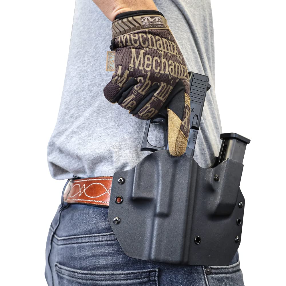 東京マルイGLOCK19ガス、ケース マガジン3本 ホルスター ドットサイト