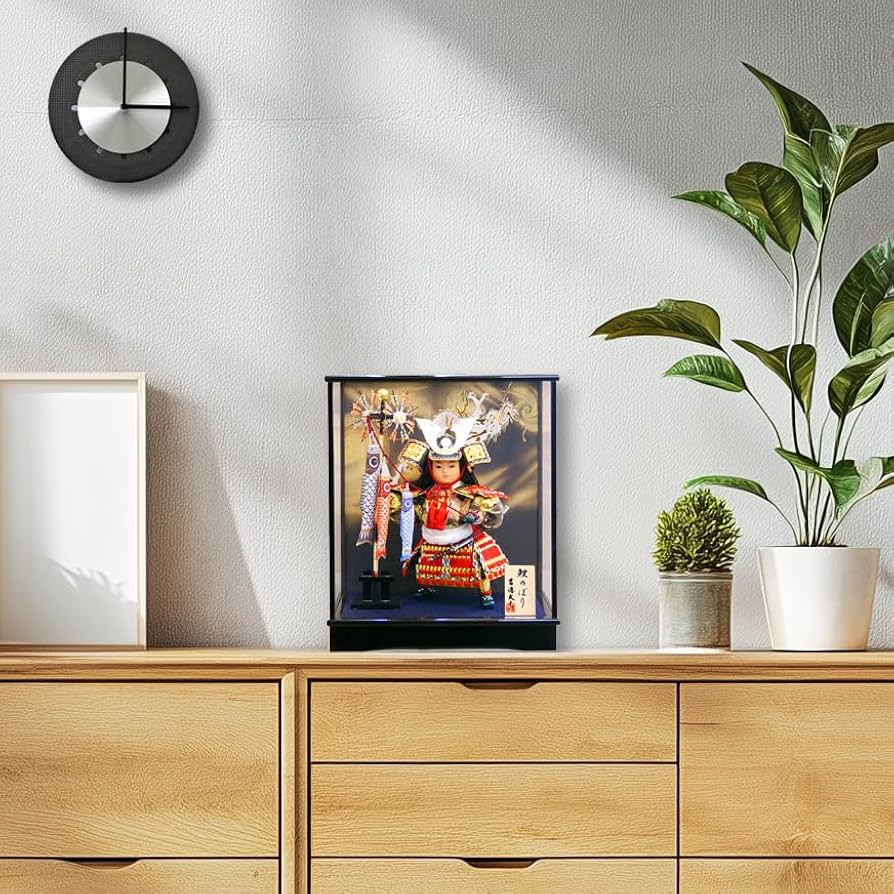 Amazon.co.jp: 【五月人形】吉徳大光作 武者人形「鯉のぼり」ガラス