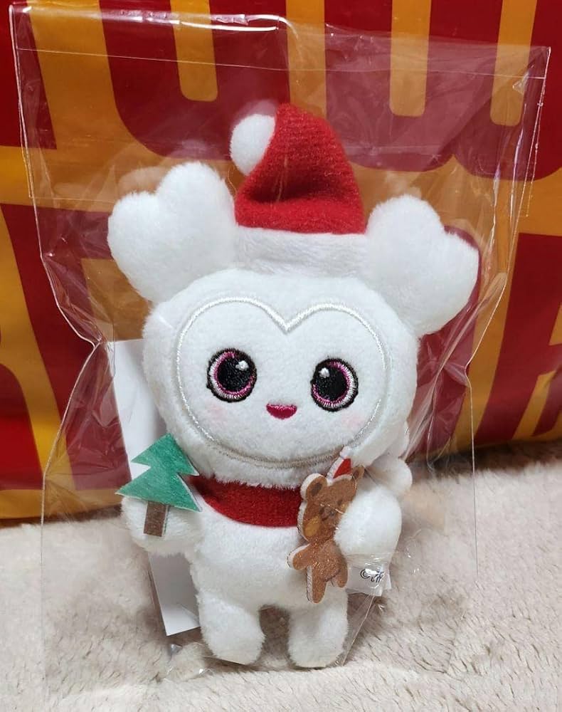 Amazon.co.jp: TWICEラブリーバッグチャーム Z : おもちゃ