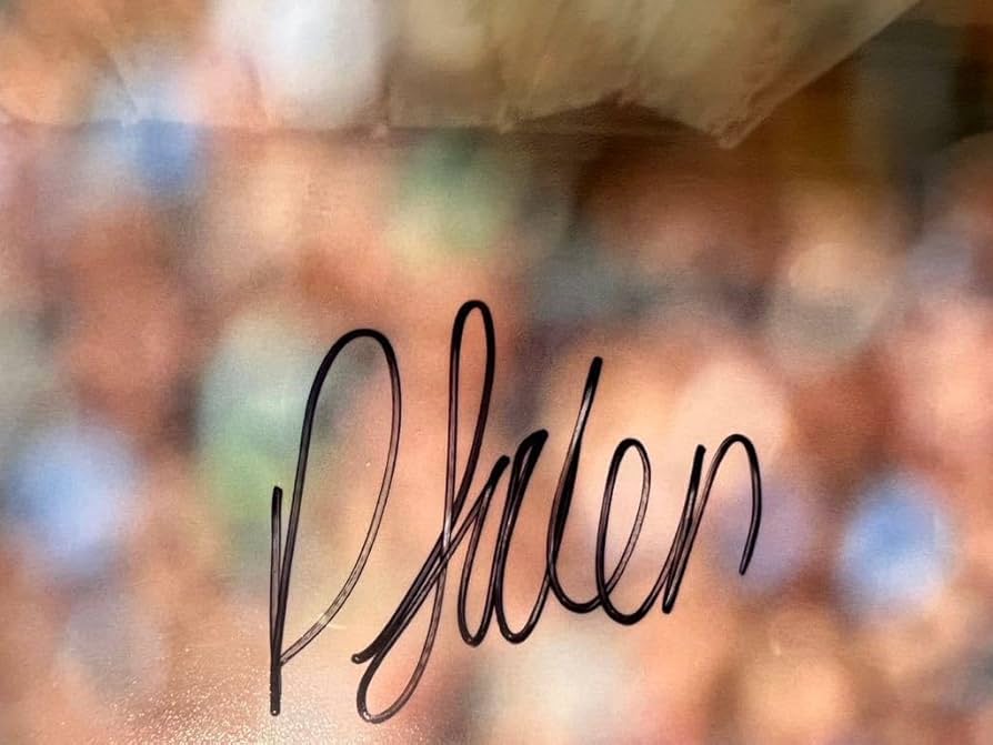 Amazon.co.jp: フィルフォーデン直筆サイン入りフォト 証明書付き