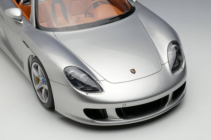 Amazon | EIDOLON 1/18 ポルシェ カレラGT 2004 GTシルバー 完成品