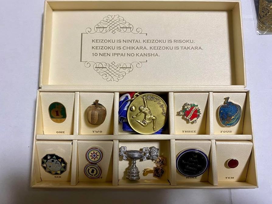 Amazon.co.jp: 林檎班 更新の殿堂 更新特典 椎名林檎 RINGO EXPO