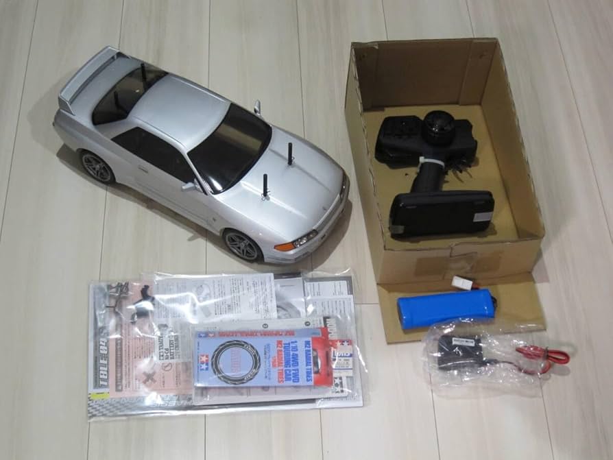 Amazon.co.jp: タミヤ 1/10 RCカー スカイライン GT-R BNR32 ニスモ TT