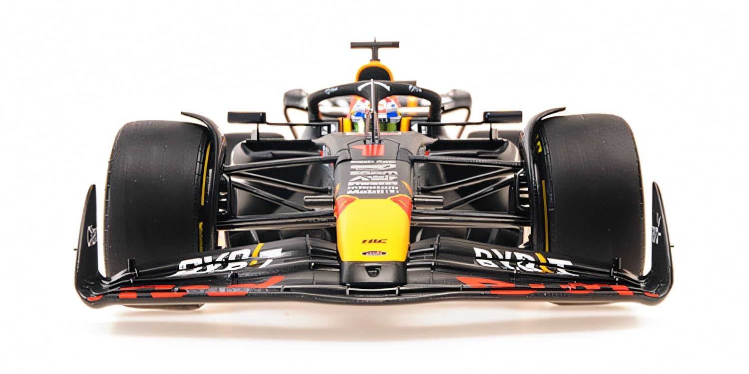 Amazon.com: Minichamps Racing RB19#1 Max Verstappen Winner F1