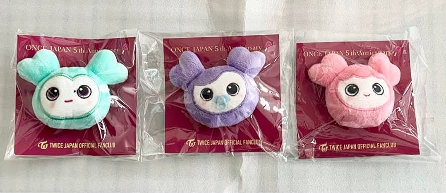Amazon.co.jp: TWICE ミブリー サブリー モブリー ぬいぐるみ バッジ