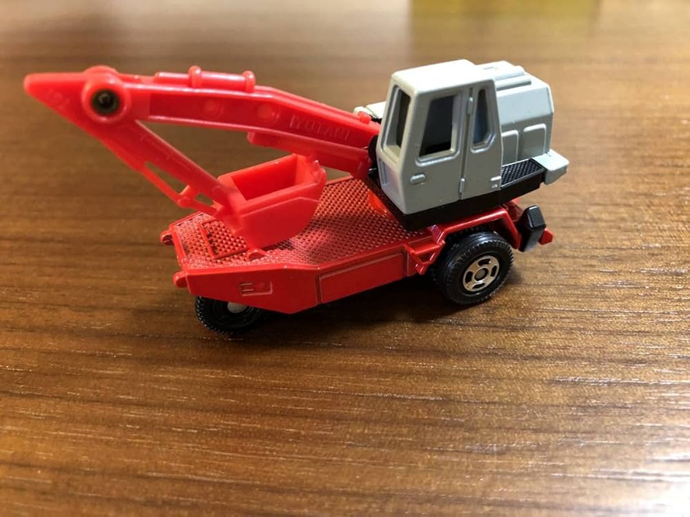 Amazon.co.jp: 黒箱 トミカ 51 油谷ショベル TY45 : ホビー