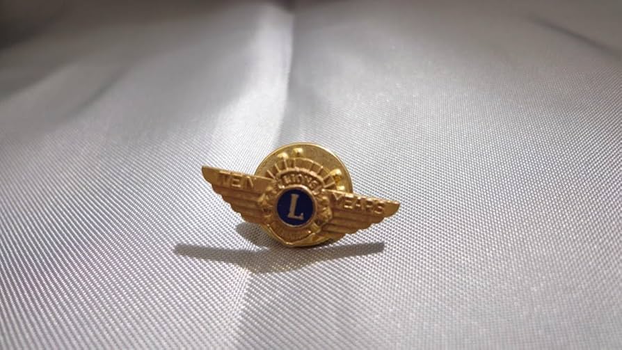 Amazon | ライオンズクラブ国際協会 ウイングマーク ピンバッジ 記念章