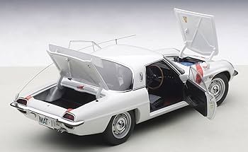 Amazon.co.jp: AUTOart 1/18 帰ってきたウルトラマン 「マット