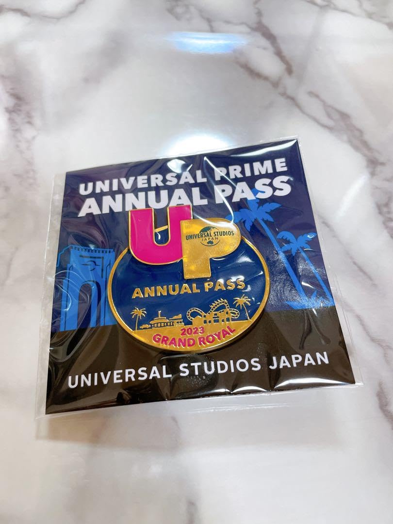 Amazon.co.jp: USJ ユニバ バッジ グランロイヤル 年パス対象 アンニュ