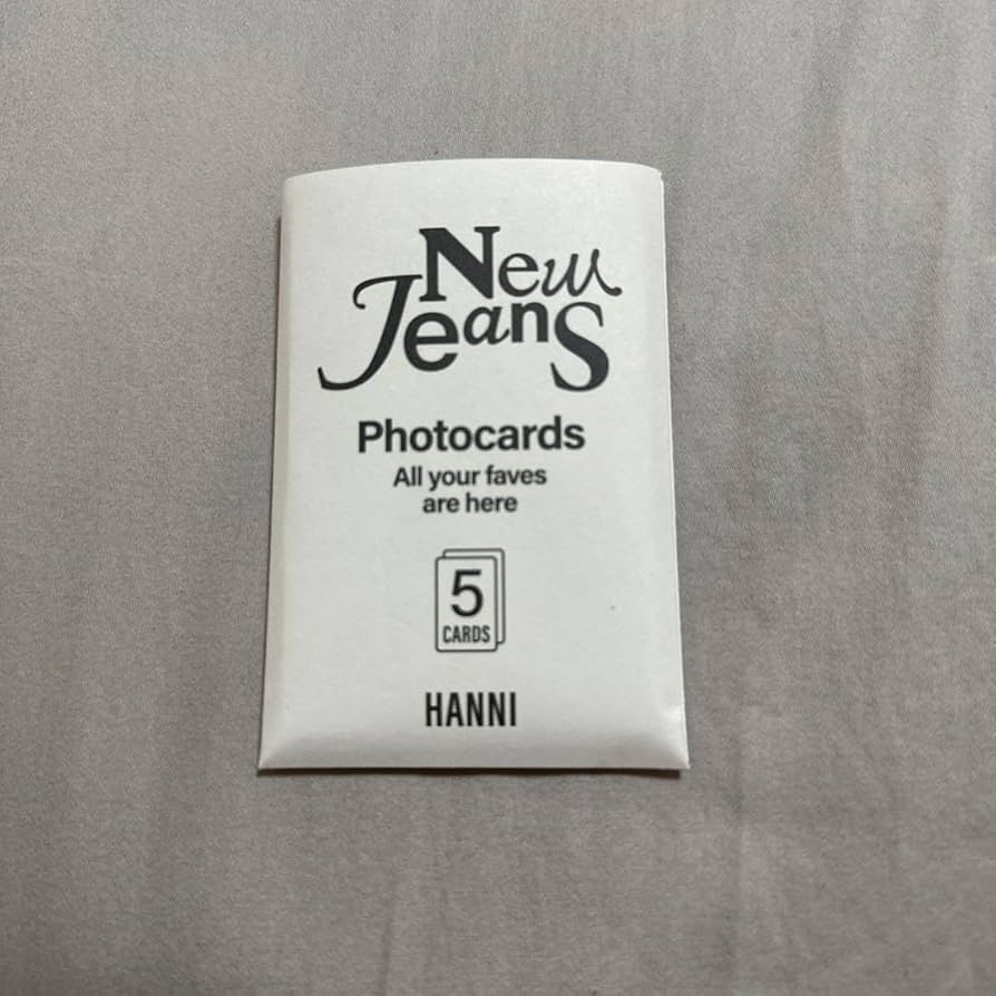 Amazon.co.jp: NewJeans ハニ OMG トレカ : おもちゃ