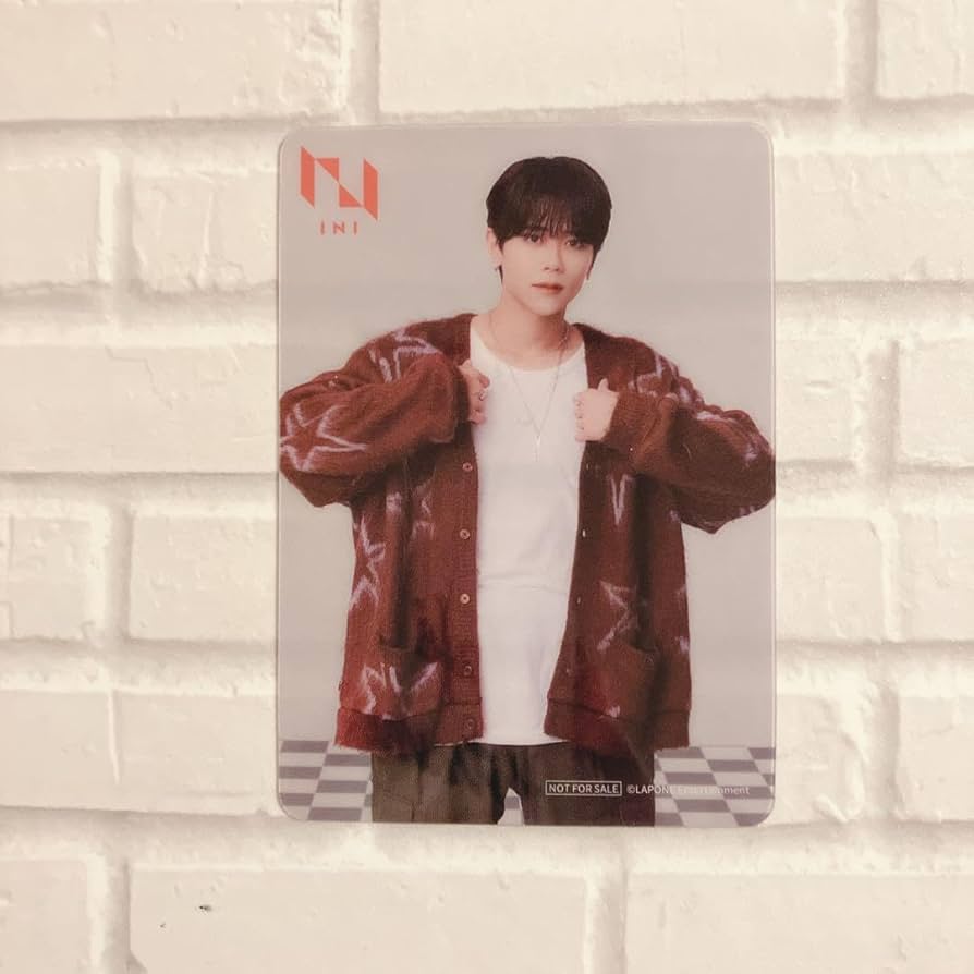 Amazon.co.jp: INI HANA_花 藤牧京介 クリアトレカ : おもちゃ