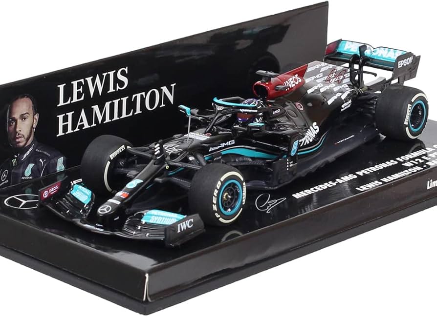 Amazon | ミニチャンプス 1/43 メルセデス AMG ペトロナス F1チーム