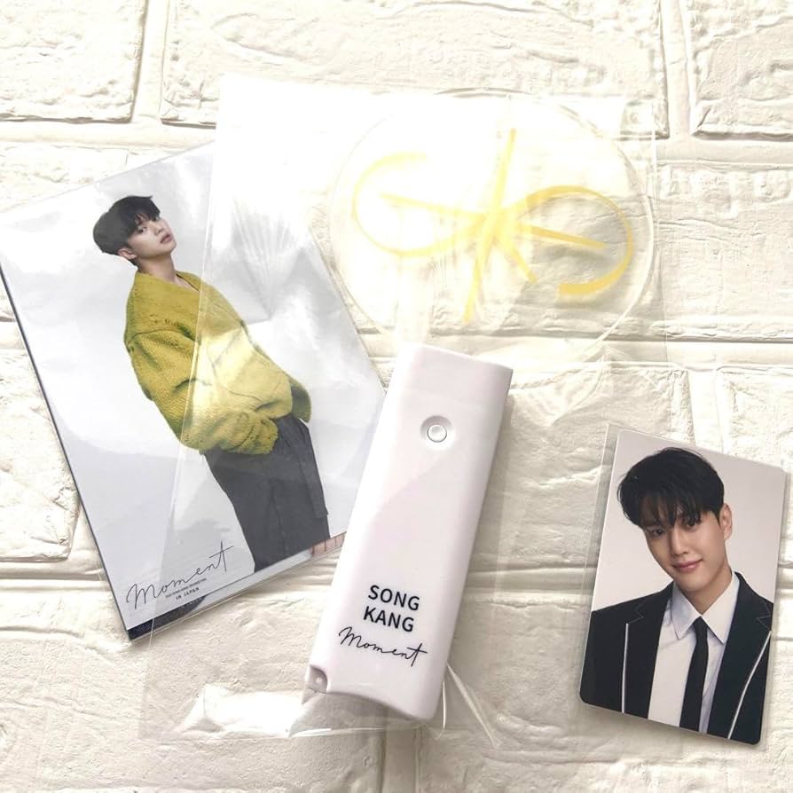 Amazon.co.jp: ソンガン ファンミーティング ペンライト FC特典 トレカ