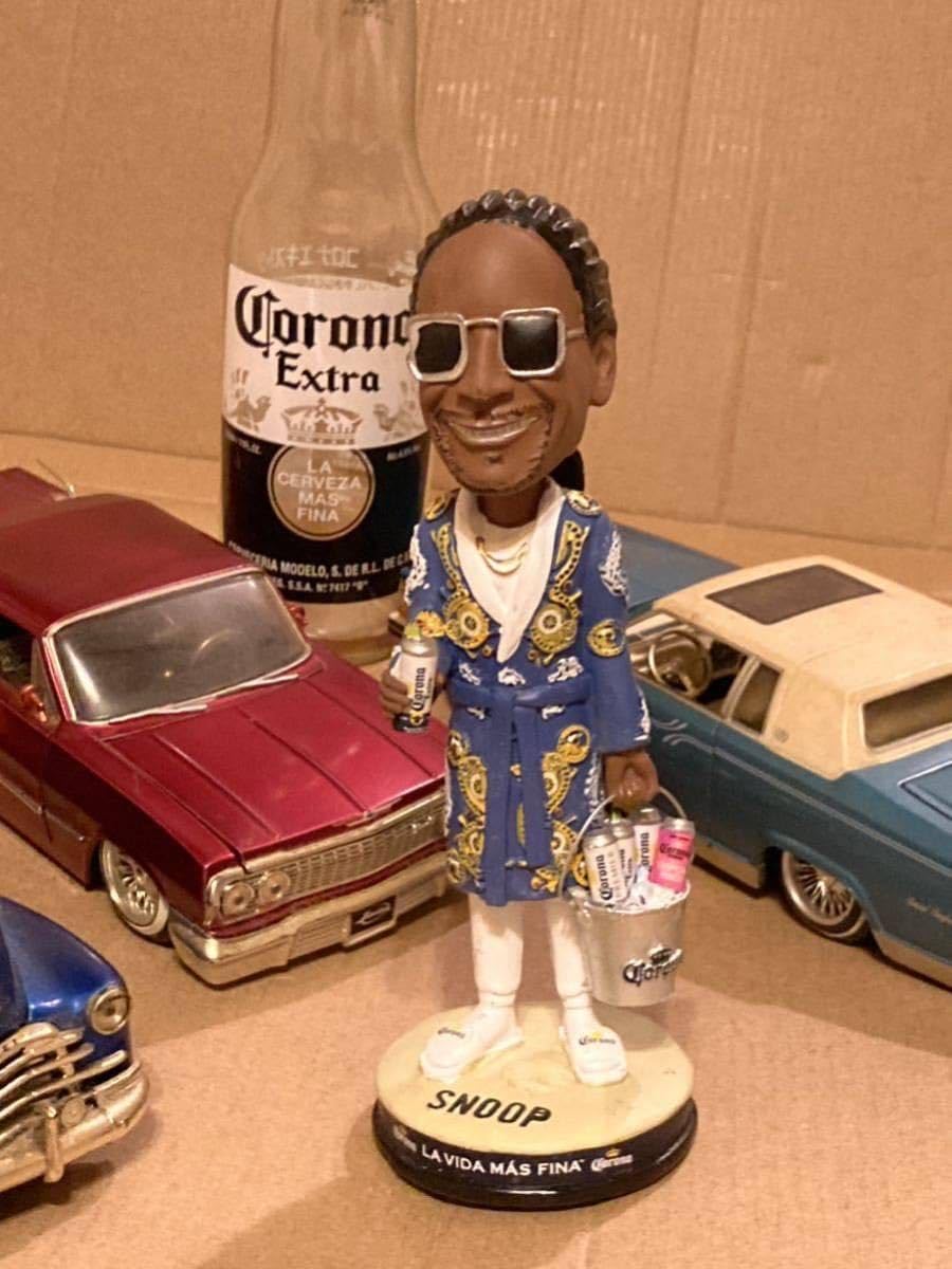 Amazon.co.jp: スヌープドッグ ボブルヘッド Snoop Corona Beer 首振り