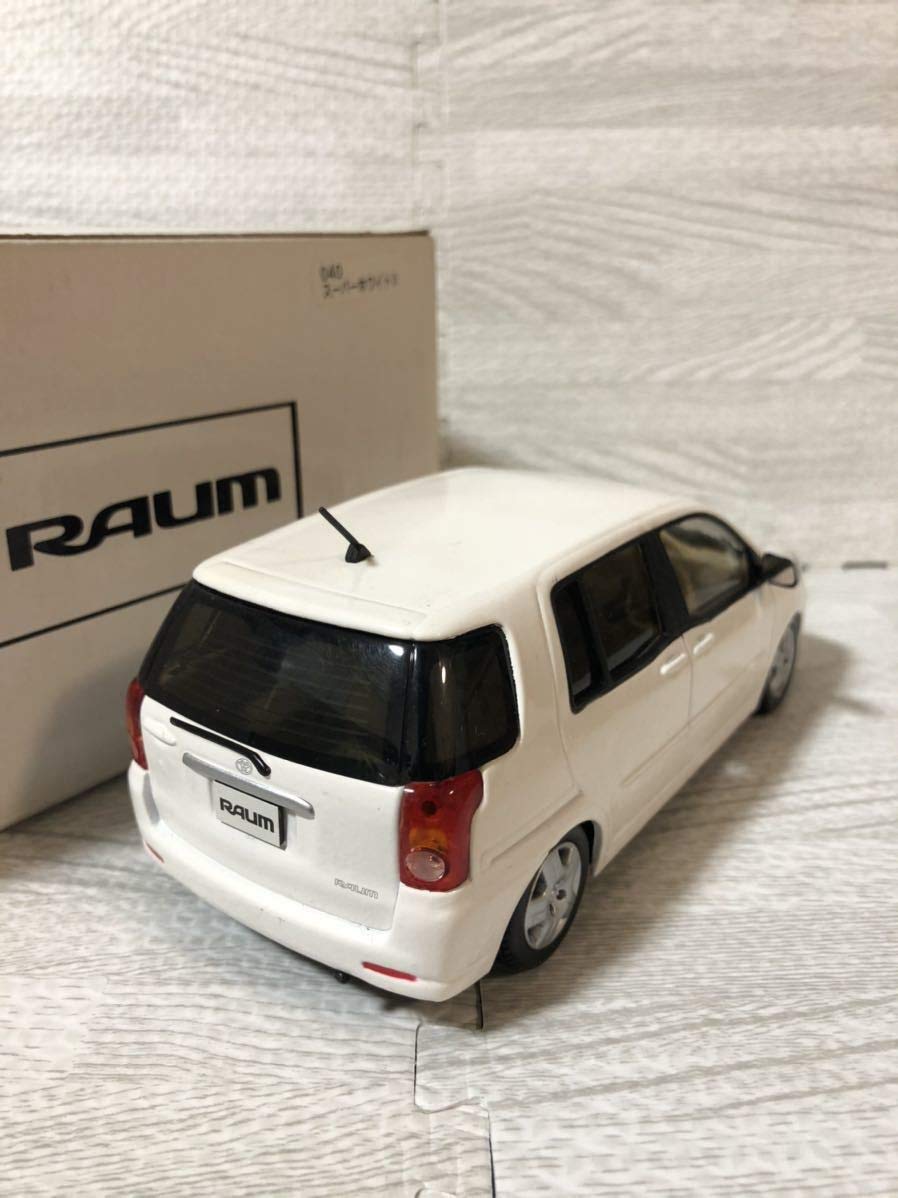 Amazon | 1/24 トヨタ ラウム RAUM カラーサンプル ミニカー 非売品