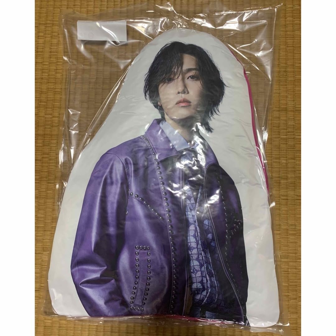 堀夏喜BDクッションサングラスあり